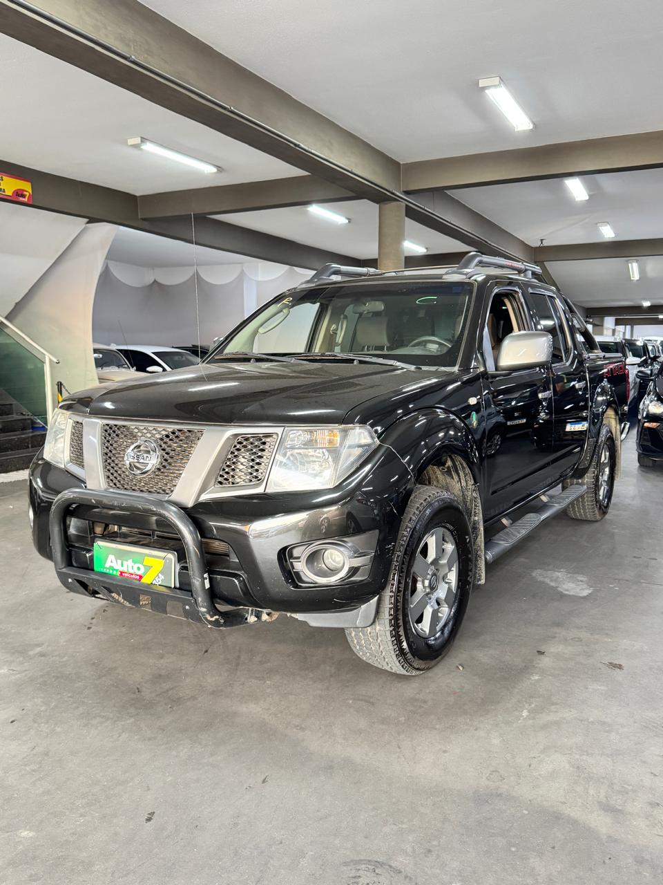 NISSAN Frontier - Foto 1