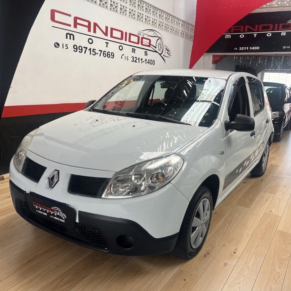 RENAULT SANDERO Authentique Hi-Flex 1.0 16V 5p