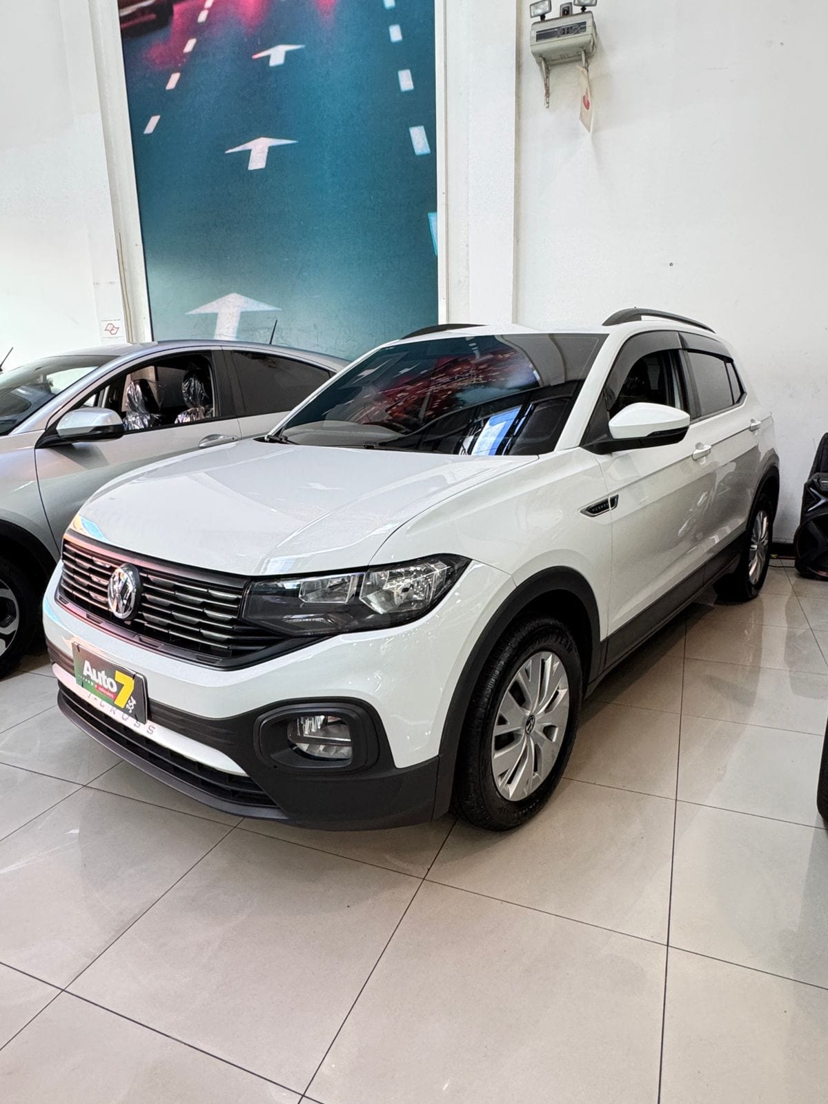 VOLKSWAGEN T-Cross - Foto 1